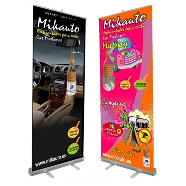 Roll up modelo ECO: Estructura de doble pie retráctil y perfil superior con cierre en sistema pinza para óptima sujeción de la imagen.